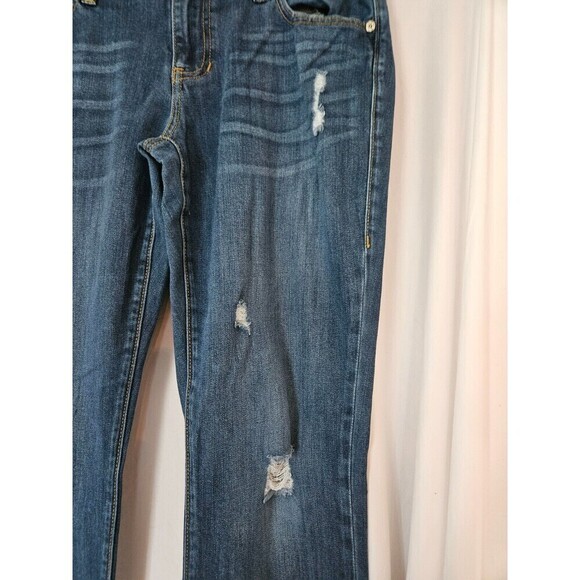 Womens CAbi Jeans Sz 8 Slim Leg Boyfriend Distressed Denim 3045 - Picture 2 of 13